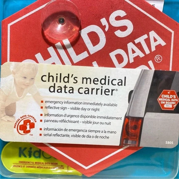 KidCo Child's Medical Data Carrier for your Car in case of accident/emergency - Picture 9 of 13